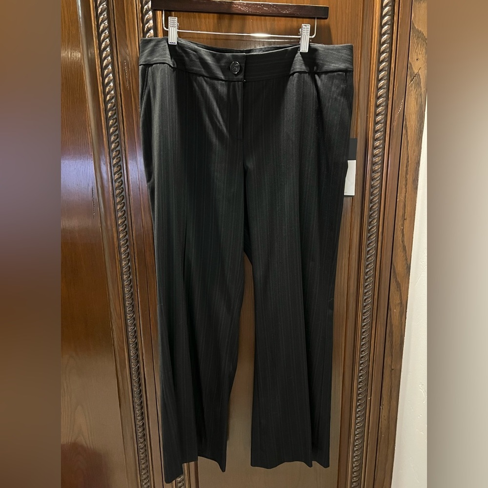 NWT Semantiks Nordstrom Classic Wide Leg Dress Trousers size 14 Black pinstripe